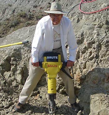 Join Lou Tremblay on a dinosaur dig in North Dakota. Lou Tremblay, a retired high school Earth Science teacher, has participated in dinosaur digs for several years. This website contains photo galleries of his participation in various dinosaur excavations around the world.  He is shown here in Heyuan City, China, with a dinosaur egg nest embedded in rock.
